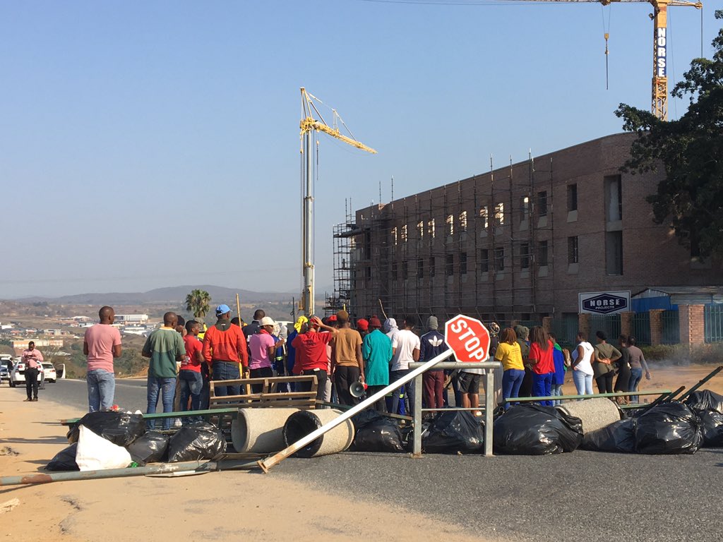 University of Mpumalanga Mbombela campus is closed as students embark on a protest, accusing university management of corruption and nepotism. They've blockaded the main road leading to the university.