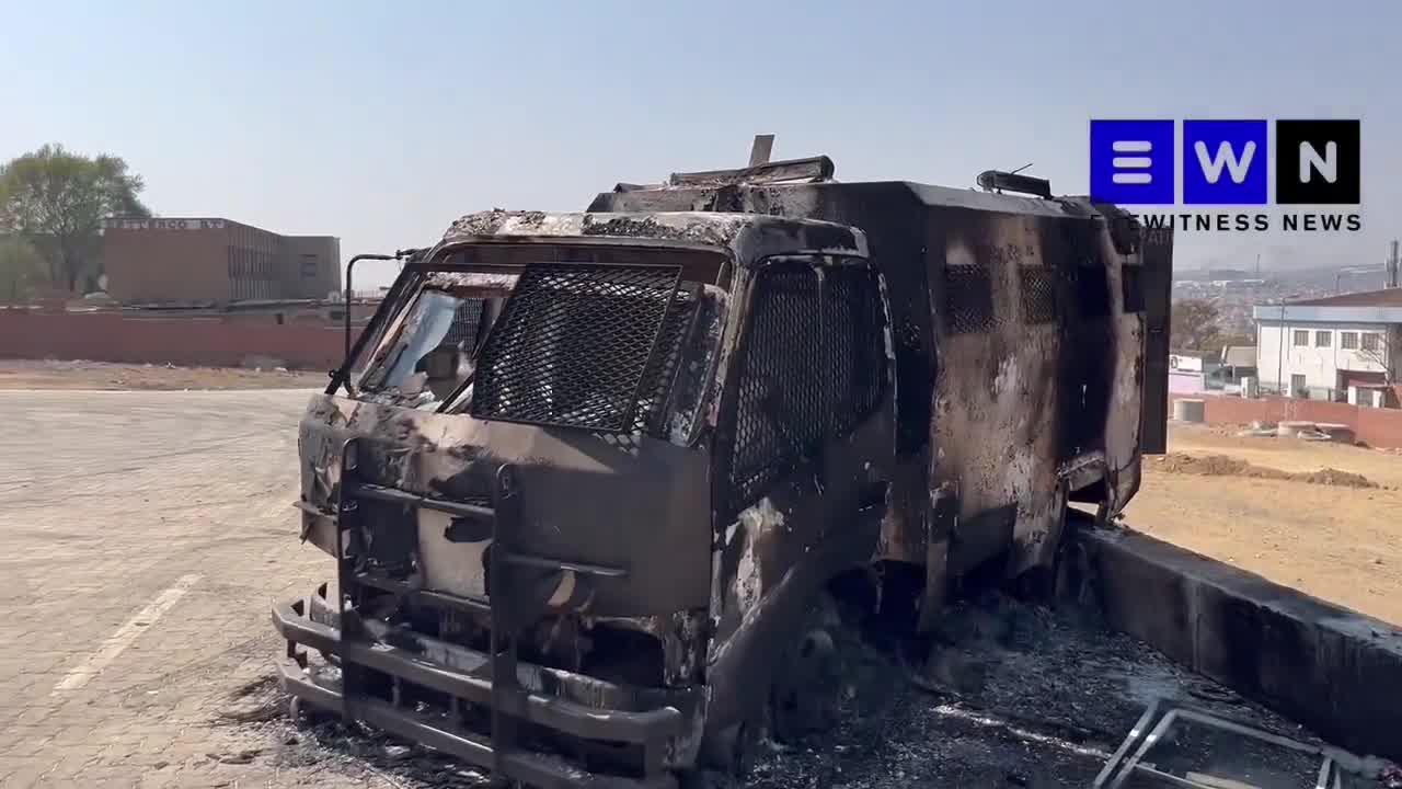 The government-owned container flats in Alexandra have been occupied again. Security that was guarding the place was chased away last night and their vehicle torched. On Sunday, Joburg EFF PR cllr, Moshe Mpahlele, was shot dead during a protest outside the flats. TCG