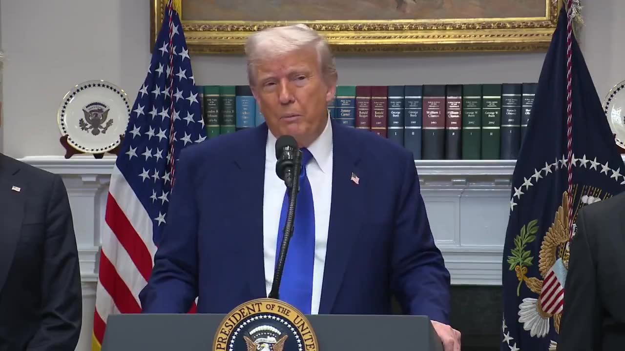 .@POTUS on South Africa: It's a genocide that's taking place that you people don't want to write about. White farmers are being brutally killed, and their land is being confiscated. And the newspapers, and the media, and the television media doesn't even talk about it