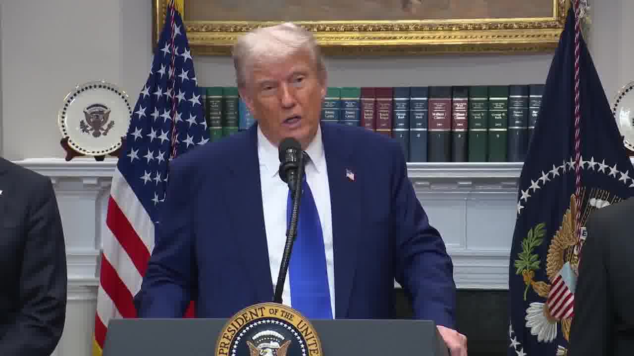 .@POTUS on South Africa: It's a genocide that's taking place that you people don't want to write about. White farmers are being brutally killed, and their land is being confiscated. And the newspapers, and the media, and the television media doesn't even talk about it