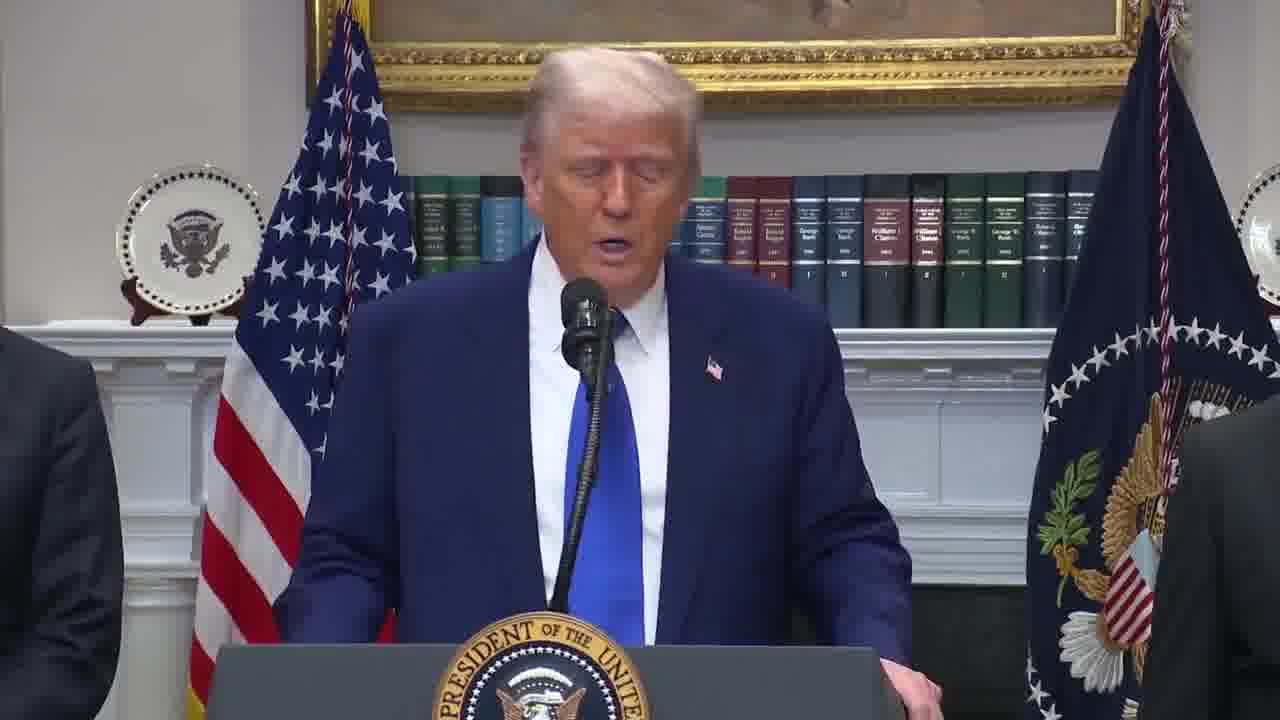 .@POTUS on South Africa: It's a genocide that's taking place that you people don't want to write about. White farmers are being brutally killed, and their land is being confiscated. And the newspapers, and the media, and the television media doesn't even talk about it
